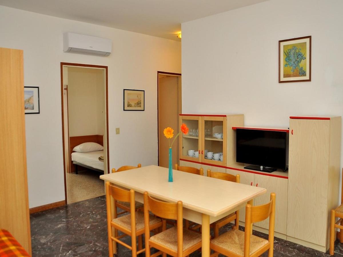 Appartamento Delightful Flat For 8 Guests In - Beahost